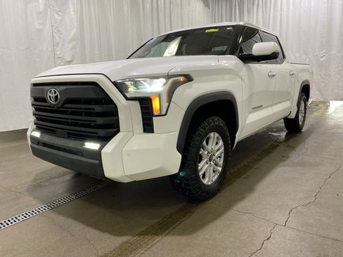 Used 2022 Toyota Tundra SR5 image 24