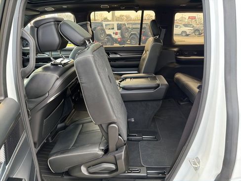 Used 2024 Jeep Grand Wagoneer Series II w/ Quick Order Packagew 28T image 27