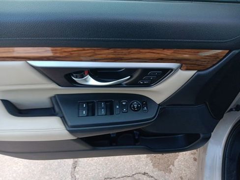 Used 2017 Honda CR-V Touring image 28
