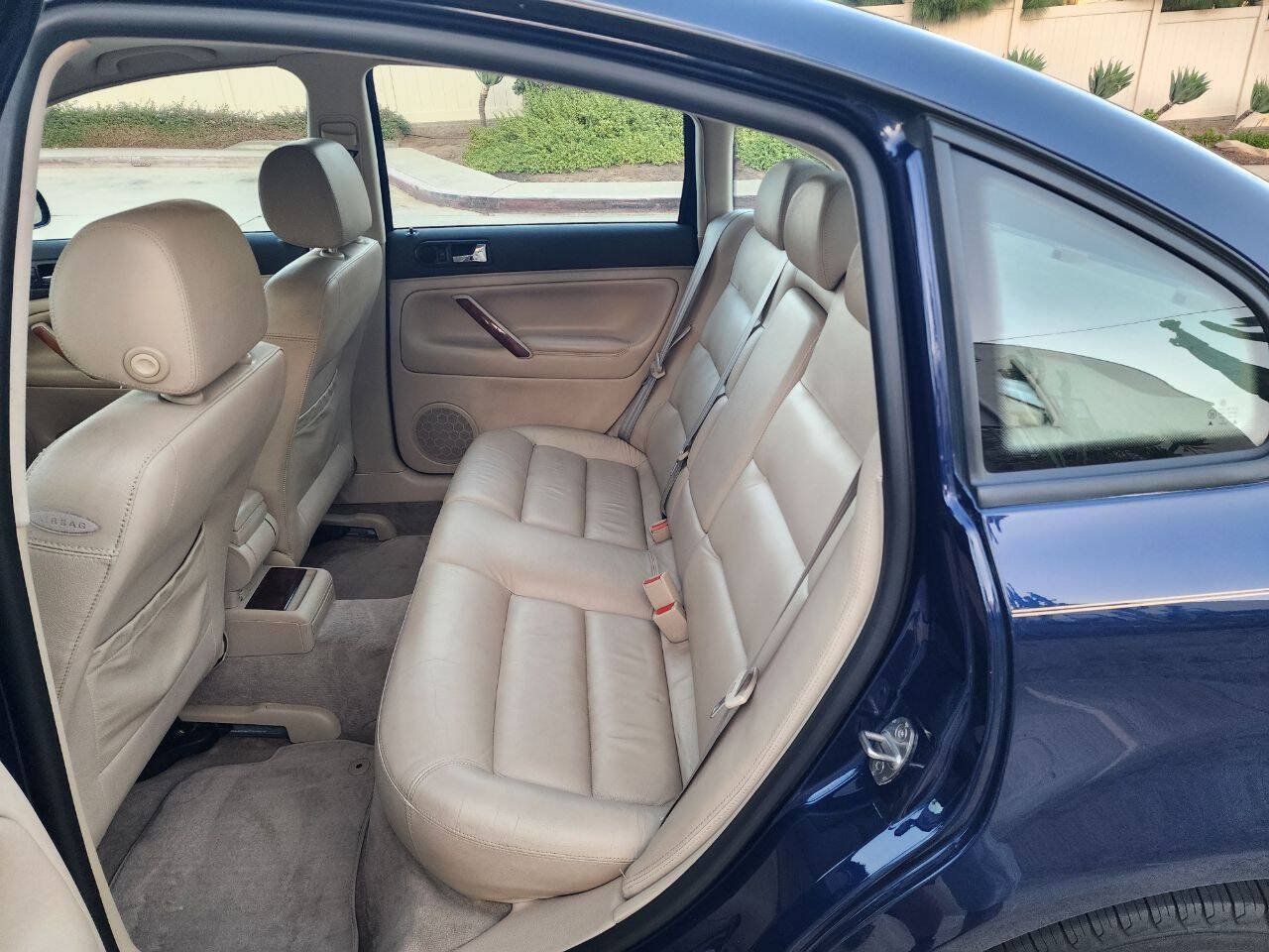 Used 2000 Volkswagen Passat GLX AWD/4WD image 13