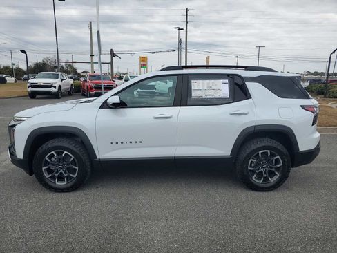 New 2026 Chevrolet Equinox ACTIV image 2