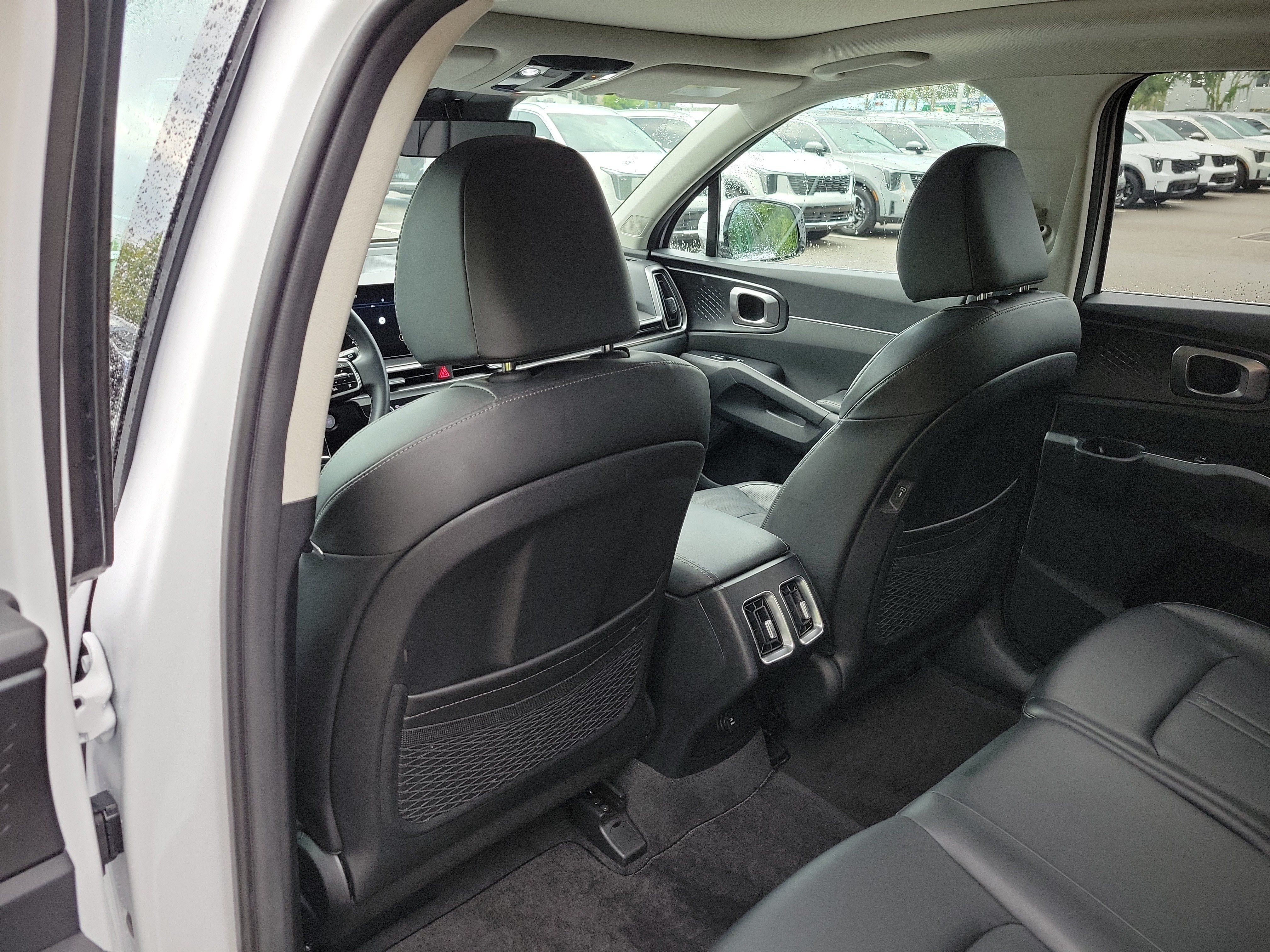 Certified 2025 Kia Sorento S w/ Panoramic Sunroof Package FWD image 14