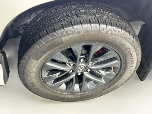 Used 2021 Lexus GX 460 Premium image 33