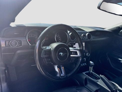 Used 2020 Ford Mustang GT Premium w/ GT Performance Package RWD image 9