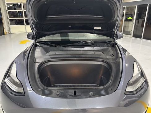 Used 2023 Tesla Model Y Long Range image 29