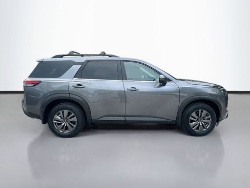 New 2025 Nissan Pathfinder SV w/ SV Premium Package image 9