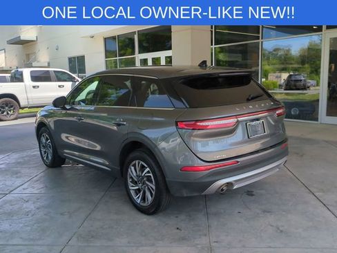 Used 2025 Lincoln Corsair AWD image 3