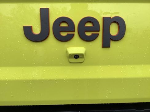 Used 2023 Jeep Gladiator Mojave w/ Trailer Tow Package image 30