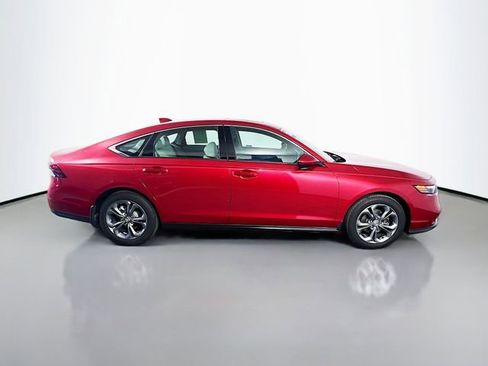Used 2024 Honda Accord EX image 9