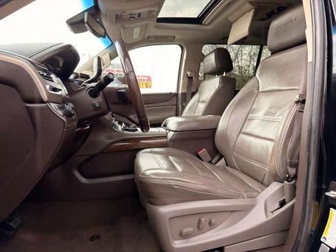 Used 2018 GMC Yukon XL Denali w/ Denali Ultimate Package image 9