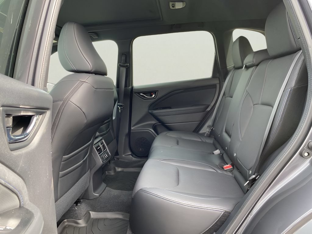 Used 2026 Subaru Forester Limited AWD/4WD image 16