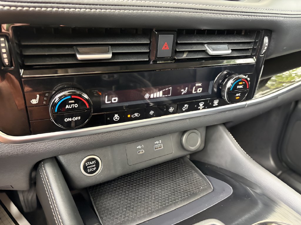 Used 2023 Nissan Rogue SL AWD/4WD image 25