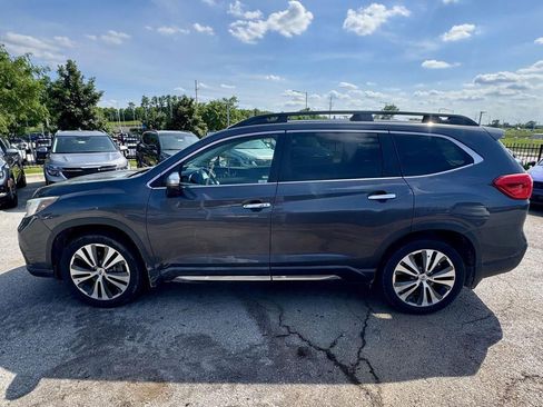 Used 2019 Subaru Ascent Touring AWD/4WD image 2