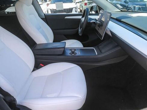 Used 2023 Tesla Model Y Long Range image 15