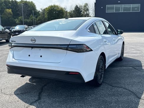 New 2027 Nissan Sentra SV FWD image 5