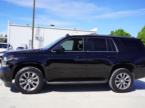 Used 2017 Chevrolet Tahoe LT image 3