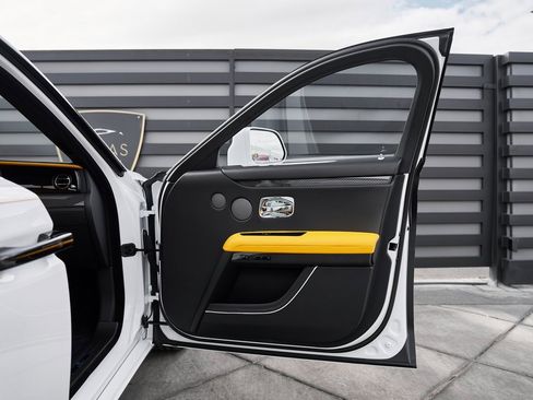 Used 2025 Rolls-Royce Ghost Black Badge image 20