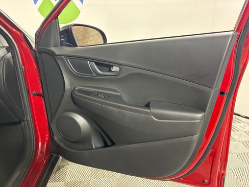 Used 2019 Hyundai Kona SEL image 31