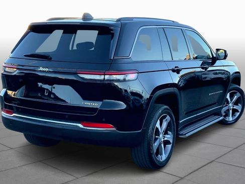 Used 2023 Jeep Grand Cherokee Limited image 11