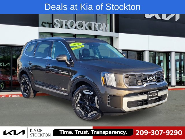 Certified 2025 Kia Telluride S FWD image 1