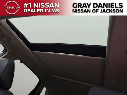 New 2026 Nissan Rogue Platinum w/ Platinum Premium Package image 10