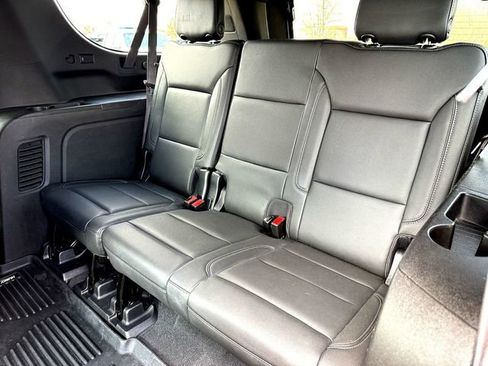 Used 2021 Chevrolet Suburban Z71 w/ Rear Media and Nav Package image 23