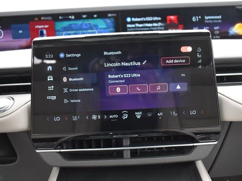 New 2025 Lincoln Nautilus Premier w/ Equipment Group 102A image 22