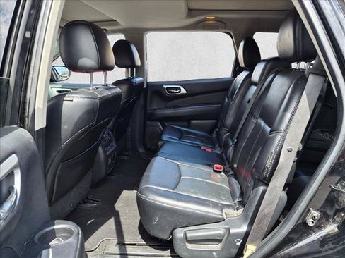 Used 2018 Nissan Pathfinder Platinum w/ Cargo Package FWD image 14