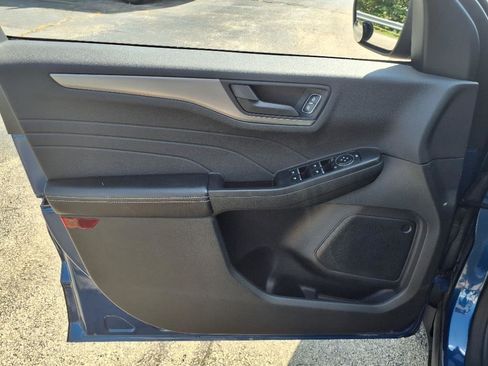 Used 2023 Ford Escape Active image 12
