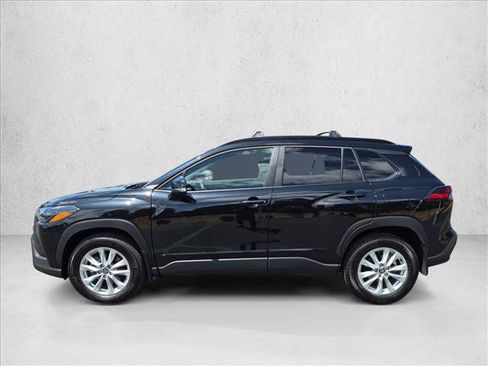 Certified 2026 Toyota Corolla Cross LE FWD image 9