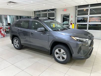New 2025 Toyota RAV4 XLE w/ Convenience Package