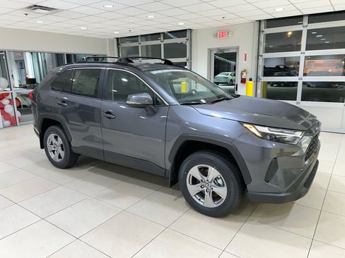 New 2025 Toyota RAV4 XLE w/ Convenience Package image 1