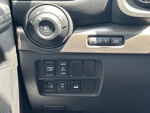 Used 2023 Nissan Titan PRO-4X w/ Pro-4x Convenience Package AWD/4WD image 35