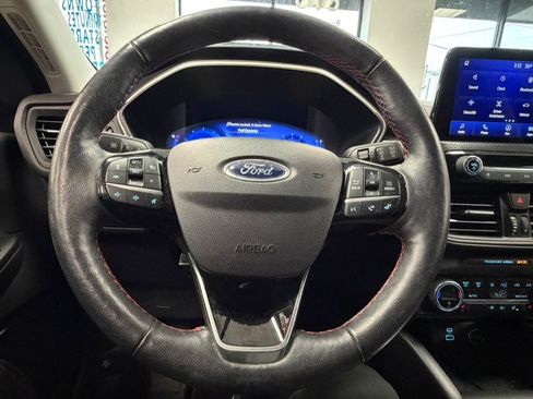 Used 2021 Ford Escape SEL w/ SEL Stealth AWD Package image 36