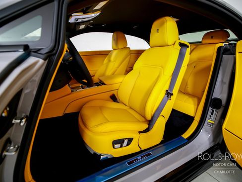 New 2025 Rolls-Royce Spectre Black Badge w/ Spectre Enhancement Package image 13