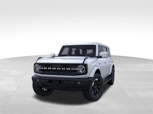 New 2025 Ford Bronco Outer Banks AWD/4WD image 3