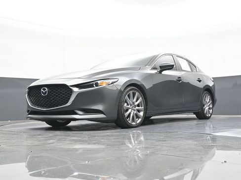Used 2020 MAZDA MAZDA3 Sedan w/ Select Package FWD image 56