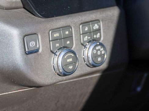 New 2026 GMC Sierra 3500 SLT image 11