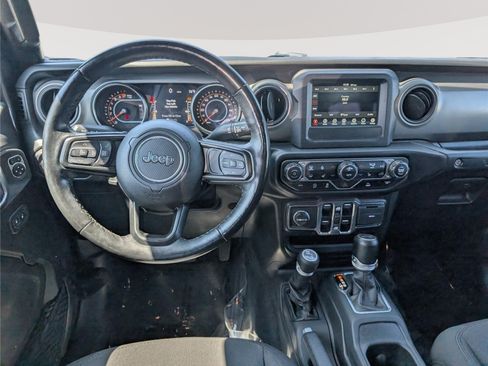 Used 2022 Jeep Wrangler Unlimited Sport AWD/4WD image 16