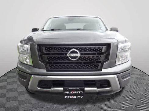 Used 2023 Nissan Titan SV AWD/4WD image 5