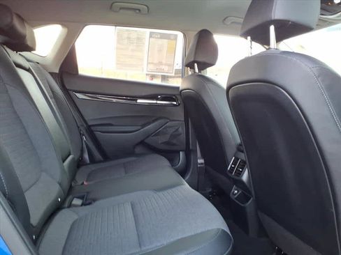 Used 2022 Kia Seltos S image 12
