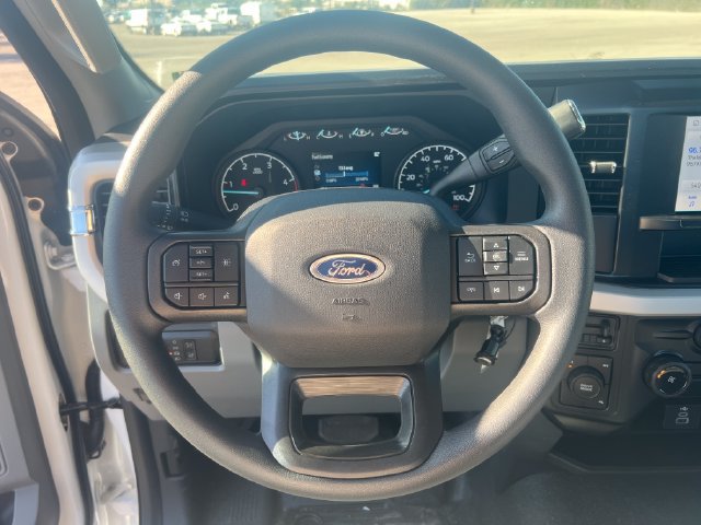 New 2026 Ford F550 4x4 Regular Cab Super Duty image 15