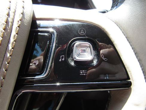 Used 2020 Lincoln Aviator Reserve image 16