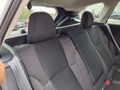 Certified 2025 Subaru Outback Premium image 23