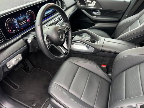 Used 2025 Mercedes-Benz GLE 350 4MATIC image 10