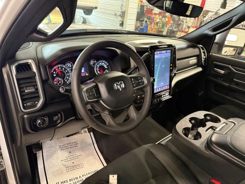 Certified 2025 RAM 2500 Big Horn AWD/4WD image 51
