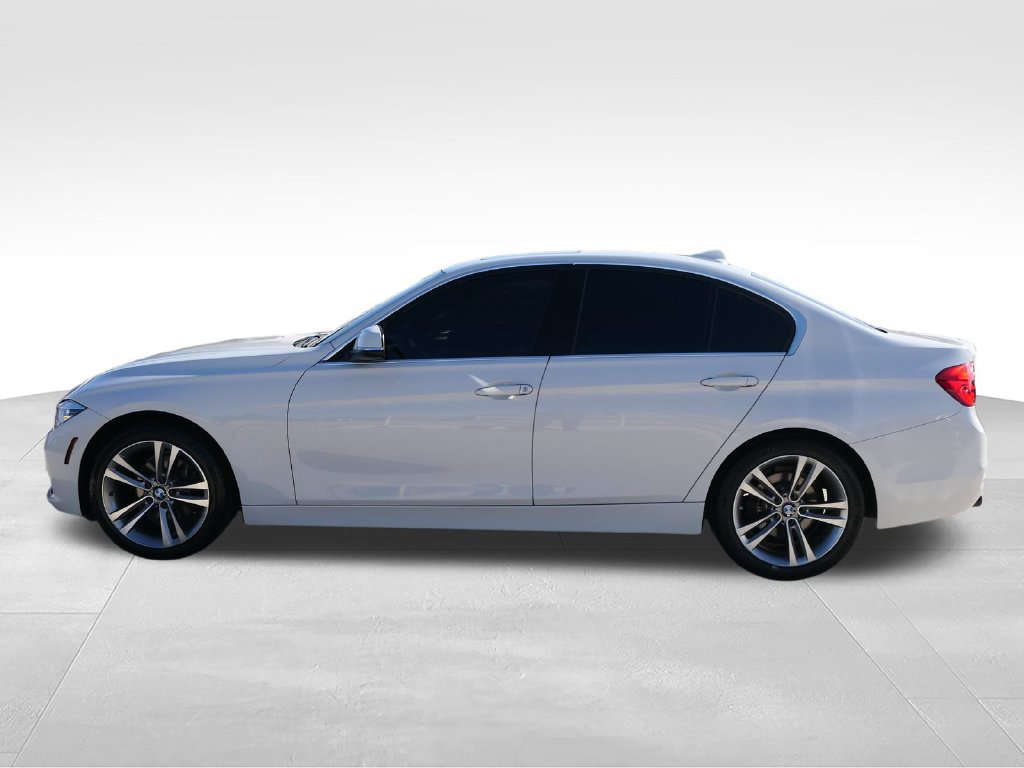 Used 2018 BMW 330i Sedan RWD image 6