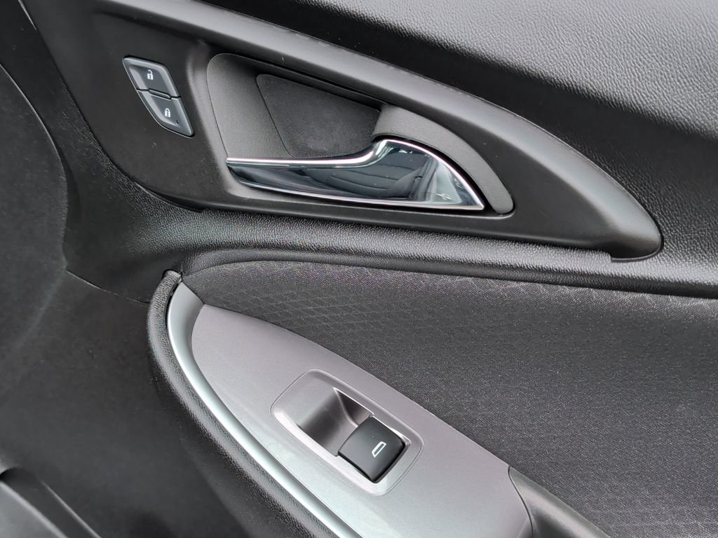 Used 2024 Chevrolet Malibu LT FWD image 36