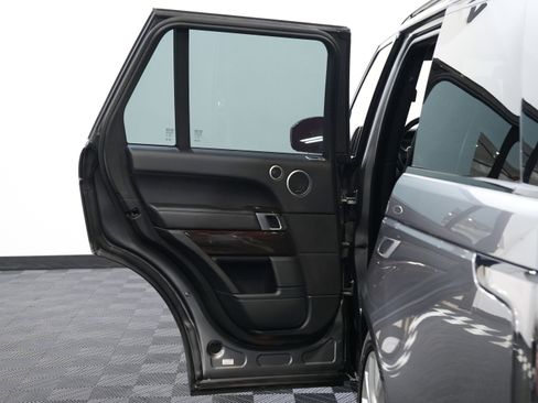 Used 2016 Land Rover Range Rover image 25