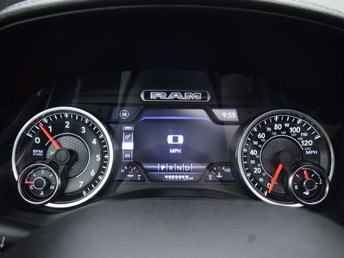 Used 2020 RAM 1500 Laramie image 25